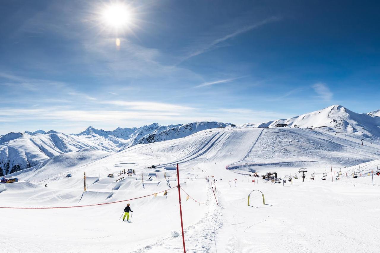 Volga Loira Senna Apartment Livigno Bagian luar foto