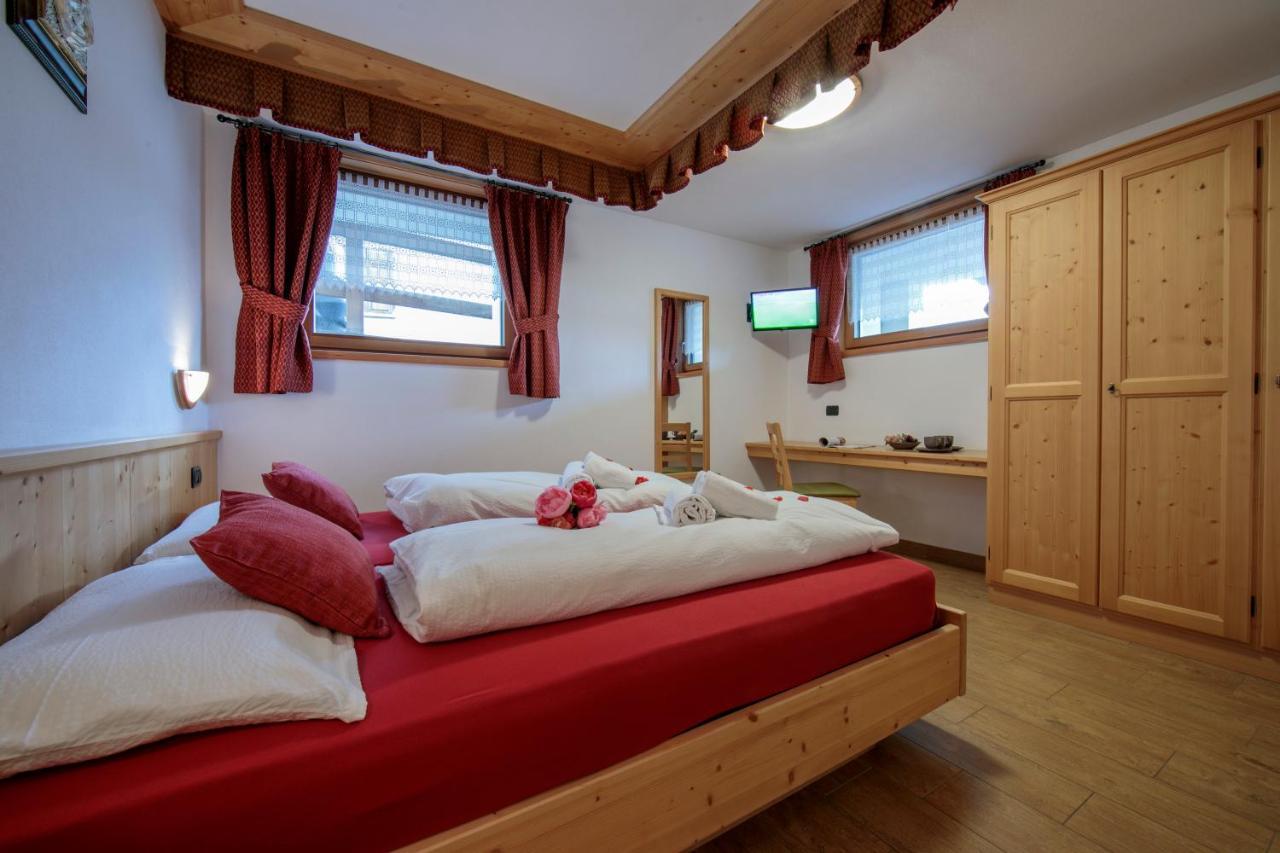 Volga Loira Senna Apartment Livigno Bagian luar foto