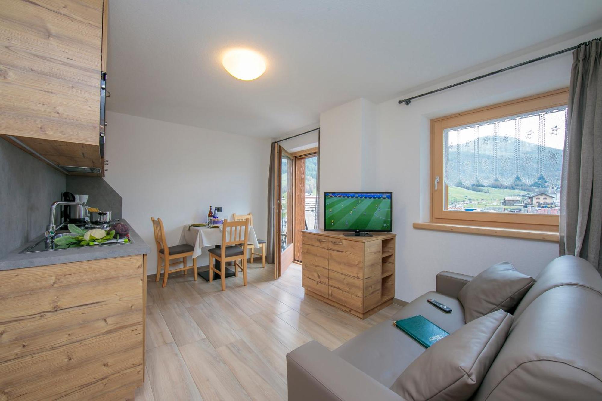 Volga Loira Senna Apartment Livigno Bagian luar foto