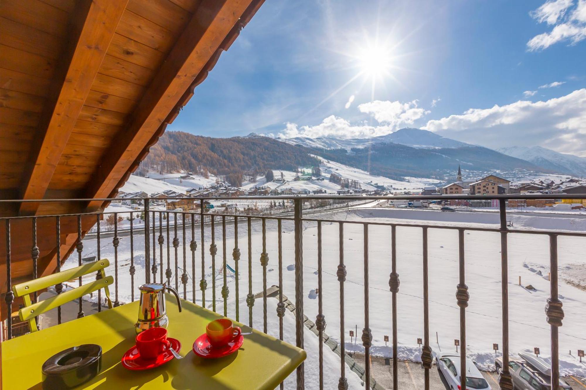 Volga Loira Senna Apartment Livigno Bagian luar foto