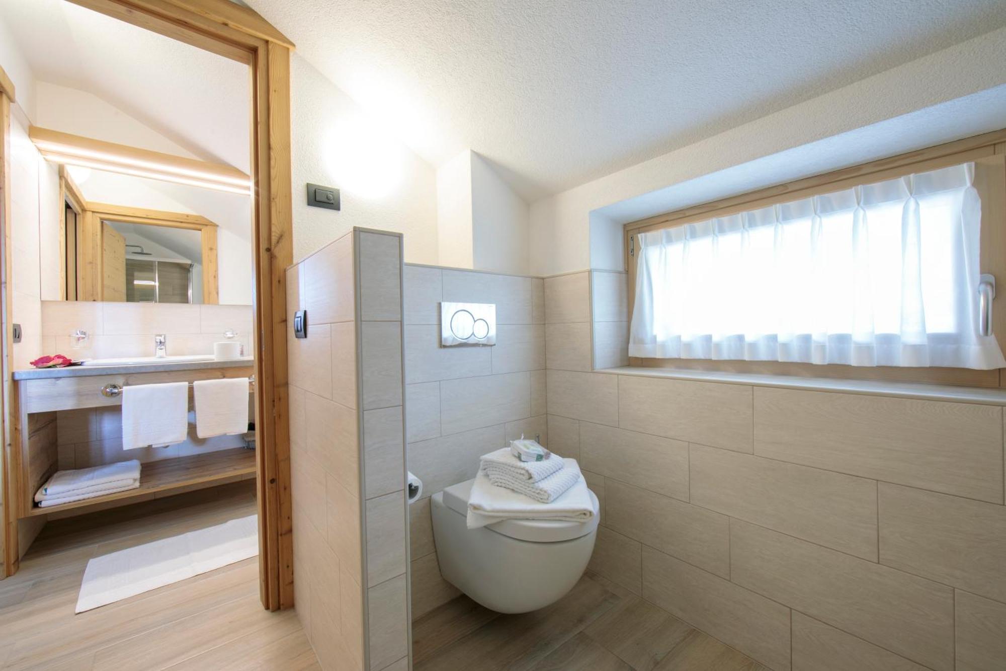 Volga Loira Senna Apartment Livigno Bagian luar foto
