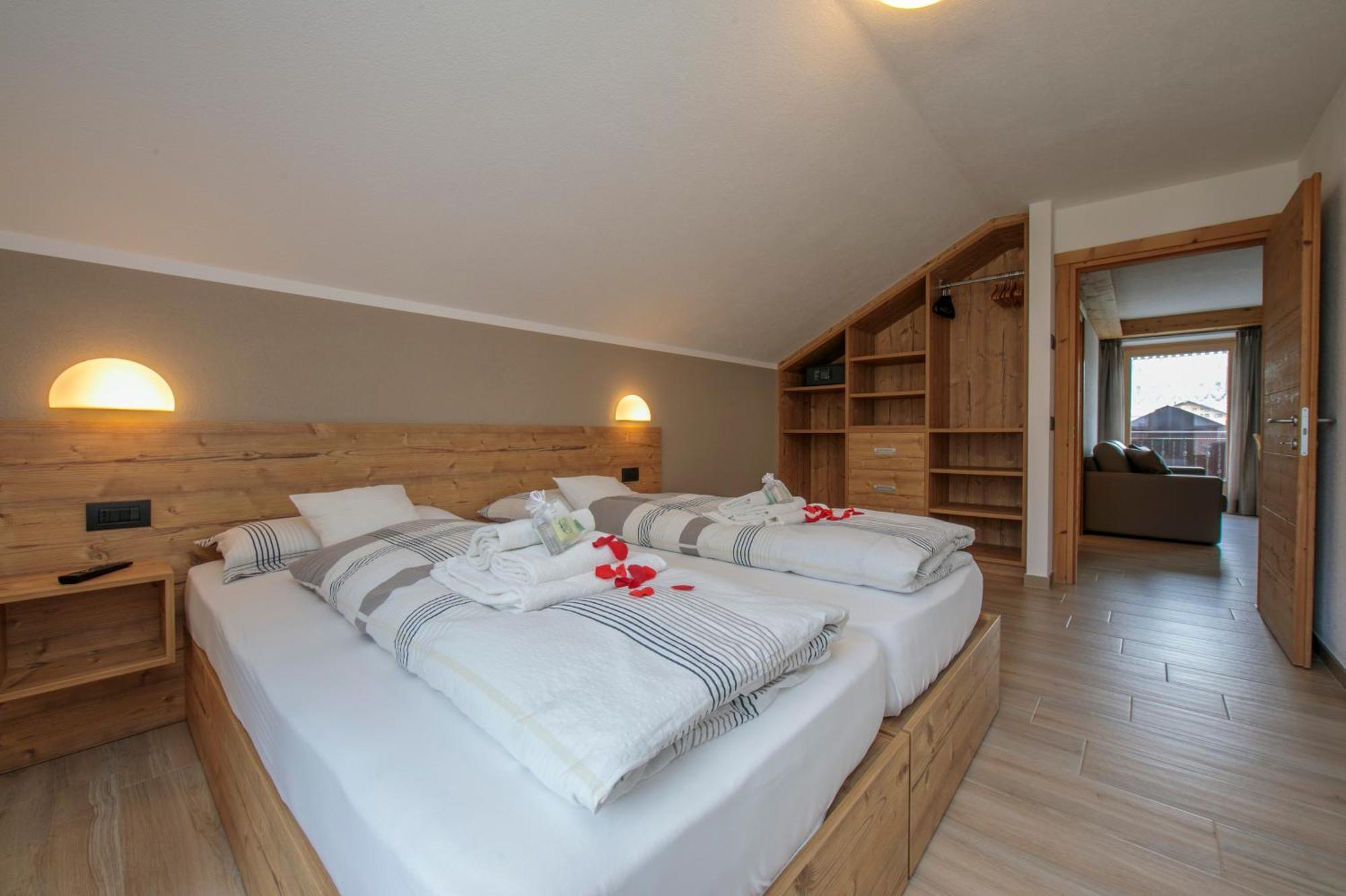Volga Loira Senna Apartment Livigno Bagian luar foto