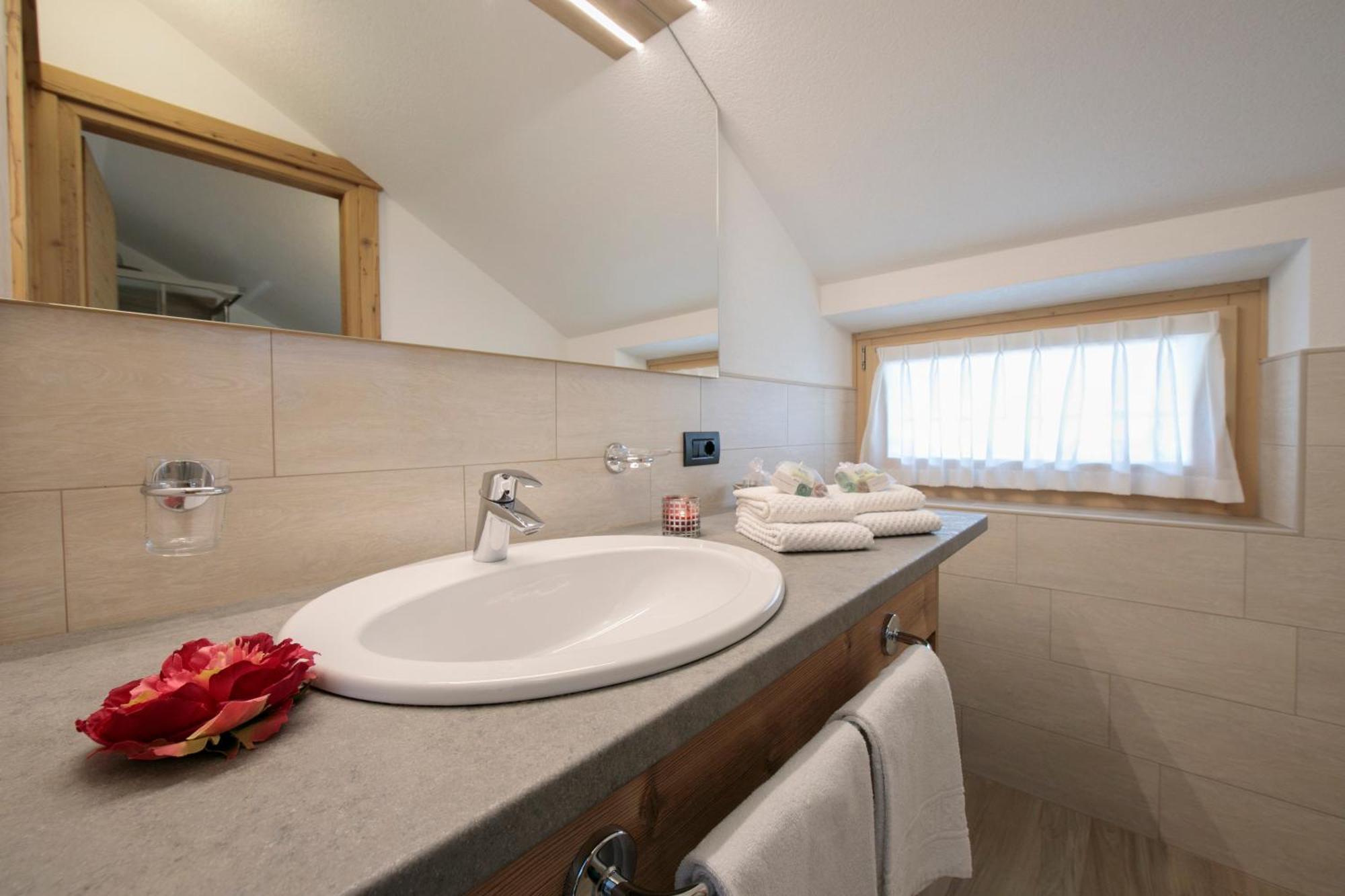Volga Loira Senna Apartment Livigno Bagian luar foto
